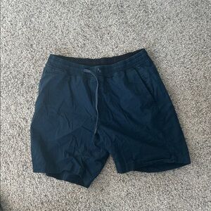 Lululemon Bowline Shorts in True Navy Blue Men's Size Large